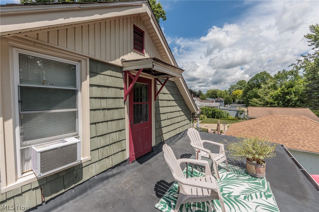 5364 Summit Road Lyndhurst OH 44124