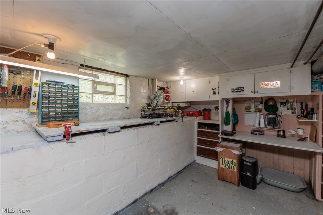 5364 Summit Road Lyndhurst OH 44124