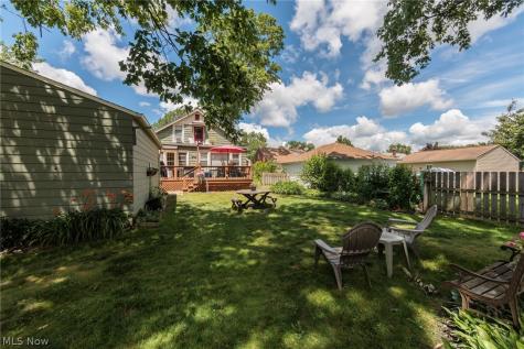5364 Summit Road Lyndhurst OH 44124