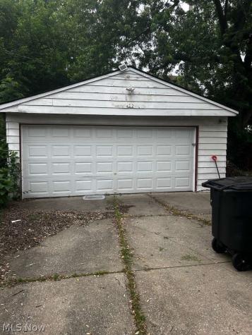 1494 Clermont Road Cleveland OH 44110