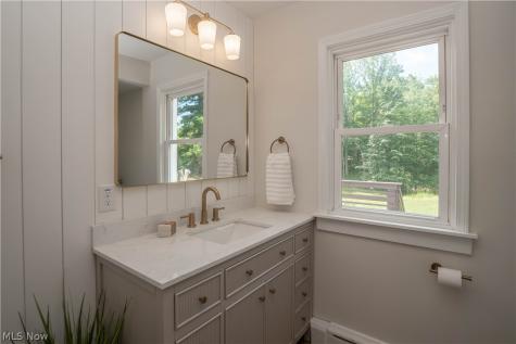 17684 Alexander Road Walton Hills OH 44146