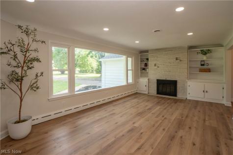 17684 Alexander Road Walton Hills OH 44146