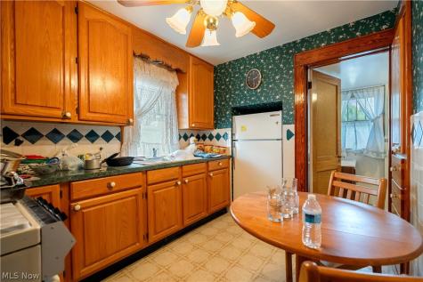 2108 S Arch Avenue Alliance OH 44601