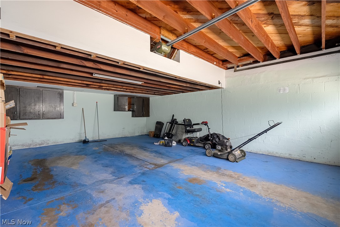 2108 S Arch Avenue Alliance OH 44601
