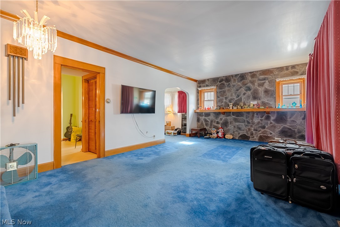2108 S Arch Avenue Alliance OH 44601