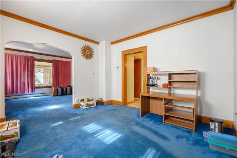 2108 S Arch Avenue Alliance OH 44601