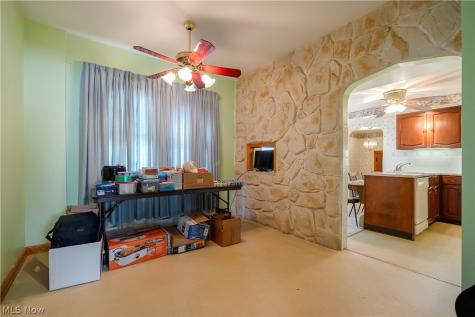 2108 S Arch Avenue Alliance OH 44601
