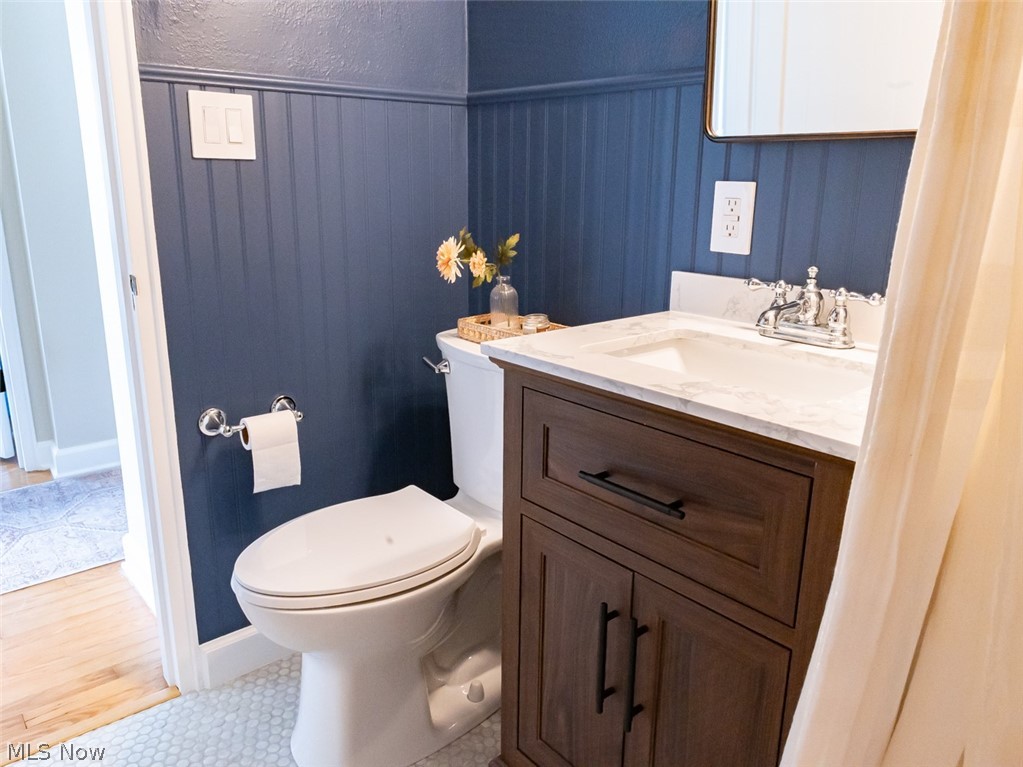 2268 Parkview Drive Cuyahoga Falls OH 44223