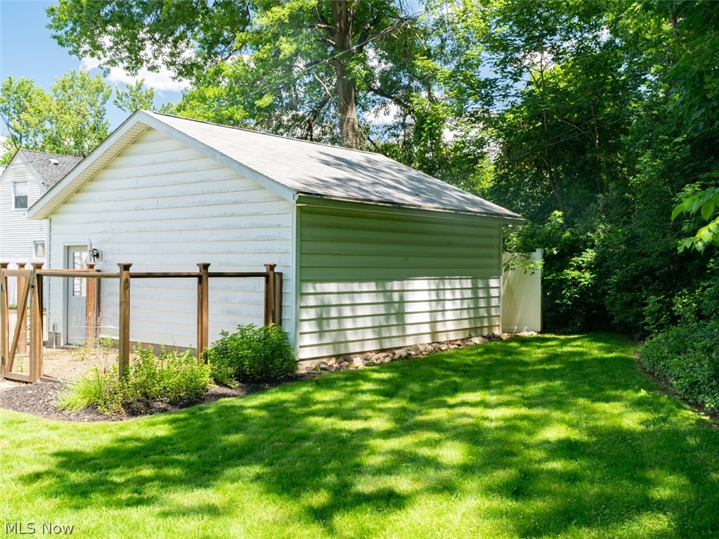 2268 Parkview Drive Cuyahoga Falls OH 44223
