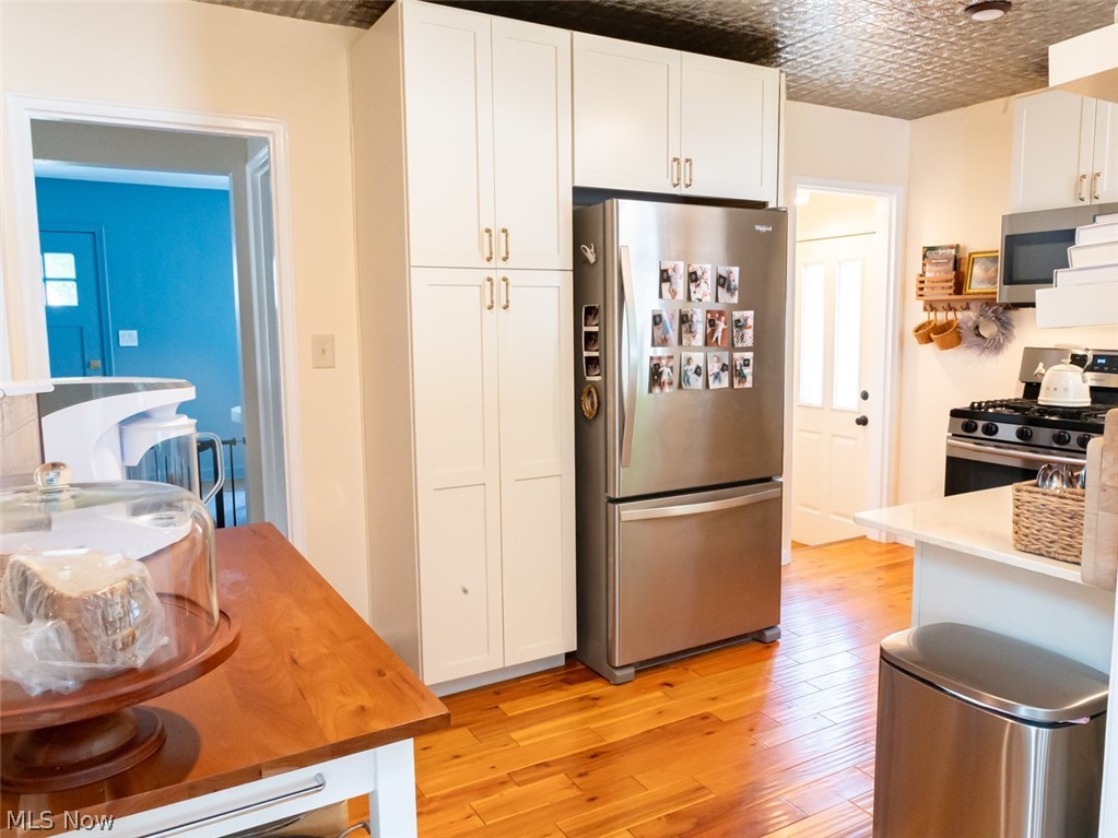 2268 Parkview Drive Cuyahoga Falls OH 44223