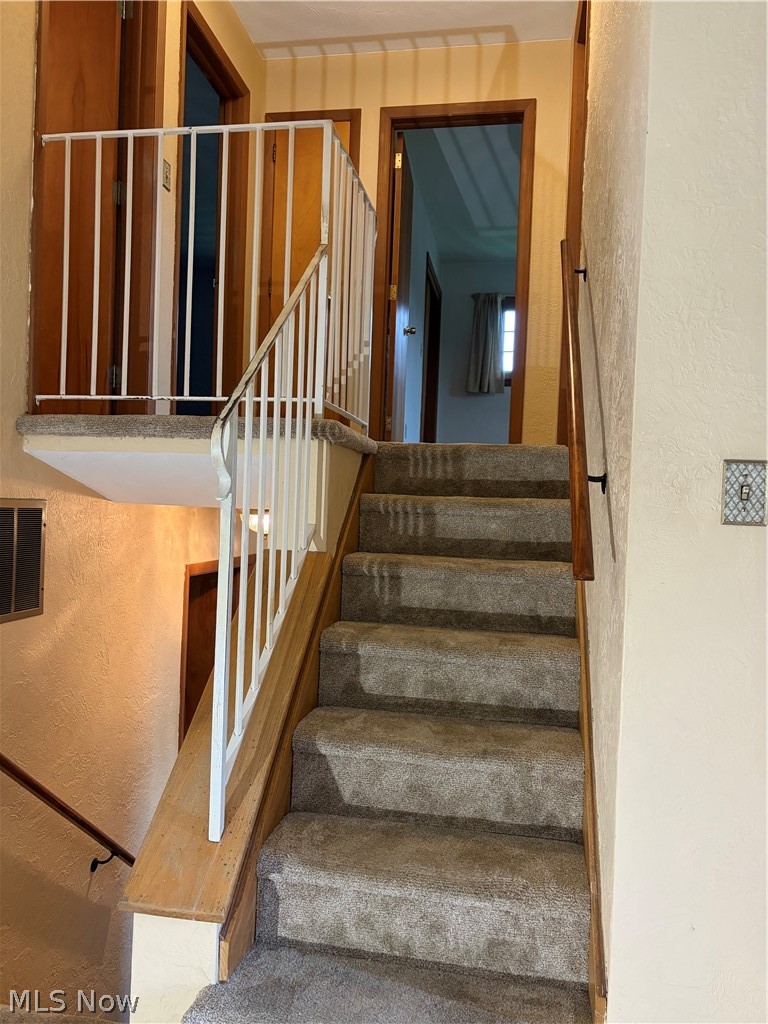 47647 Lyman Drive East Liverpool OH 43920