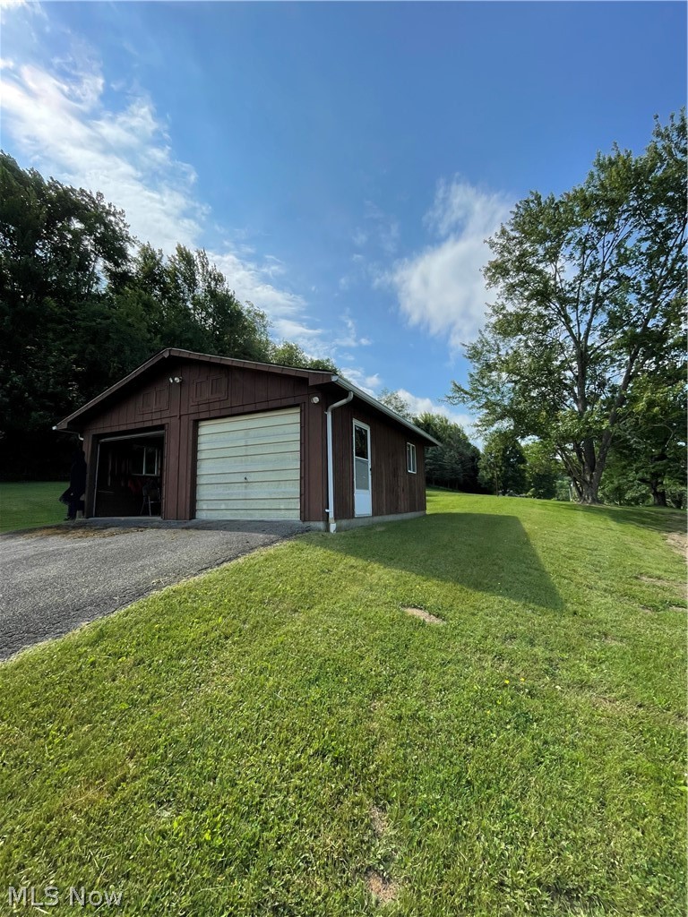 47647 Lyman Drive East Liverpool OH 43920