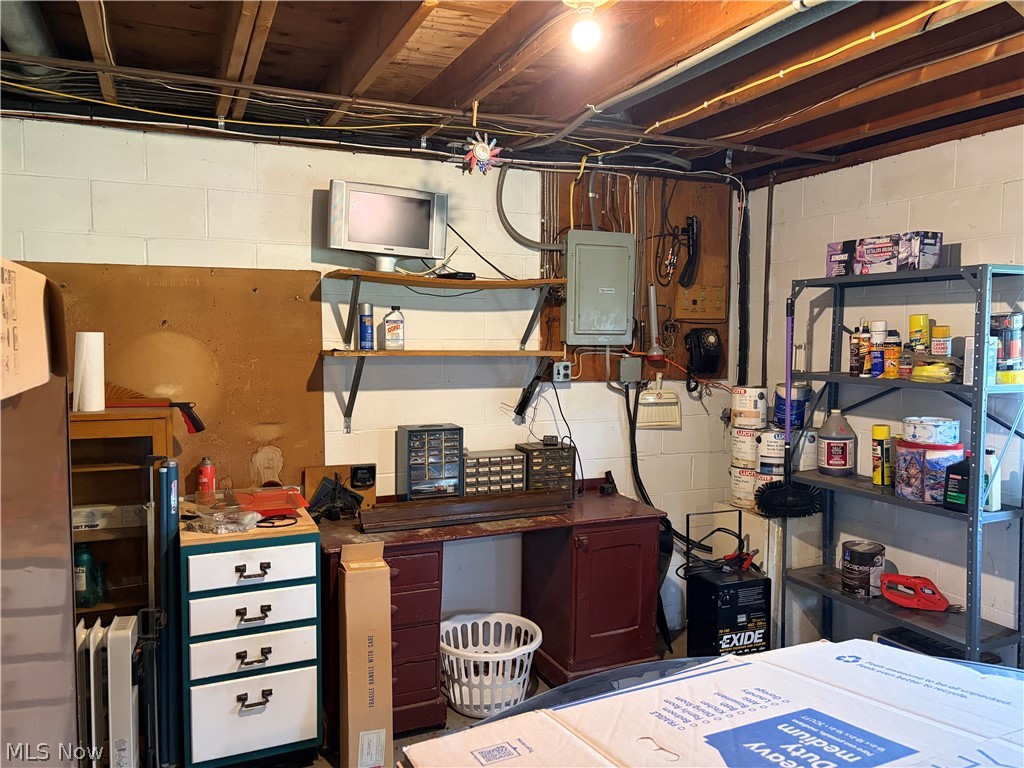 47647 Lyman Drive East Liverpool OH 43920