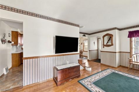 13739 Rybak Avenue Garfield Heights OH 44125