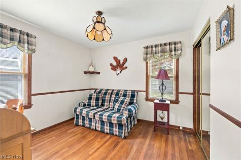 13739 Rybak Avenue Garfield Heights OH 44125