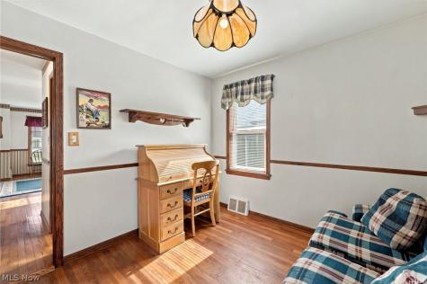 13739 Rybak Avenue Garfield Heights OH 44125