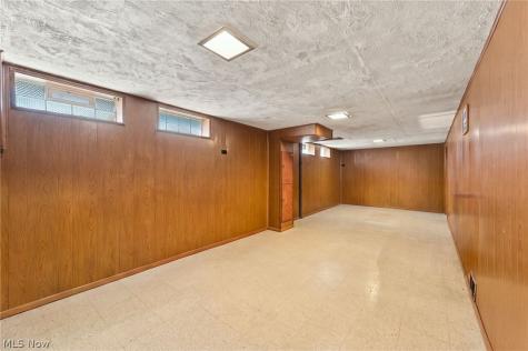 13739 Rybak Avenue Garfield Heights OH 44125