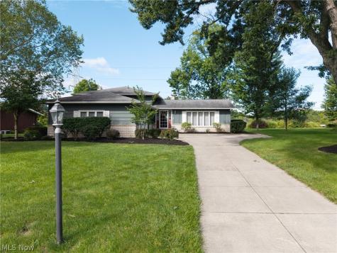 5058 Millwood Drive Broadview Heights OH 44147