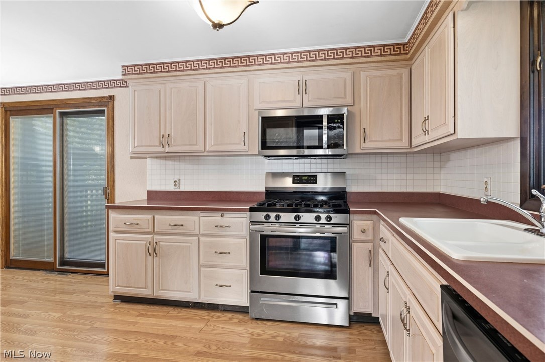 5058 Millwood Drive Broadview Heights OH 44147