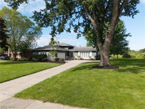 5058 Millwood Drive Broadview Heights OH 44147