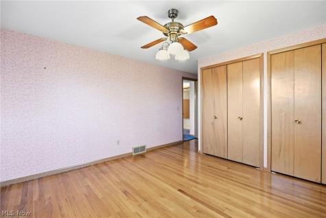 5058 Millwood Drive Broadview Heights OH 44147