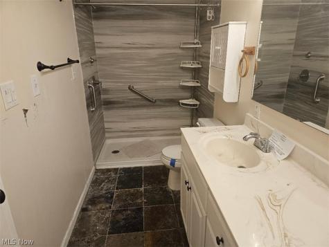17626 Lois Way Doylestown OH 44230