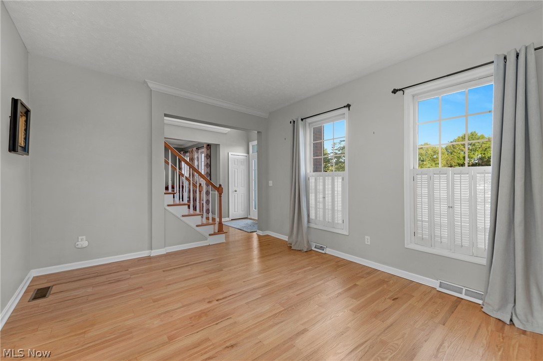 31877 Hazelwood Avon Lake OH 44012