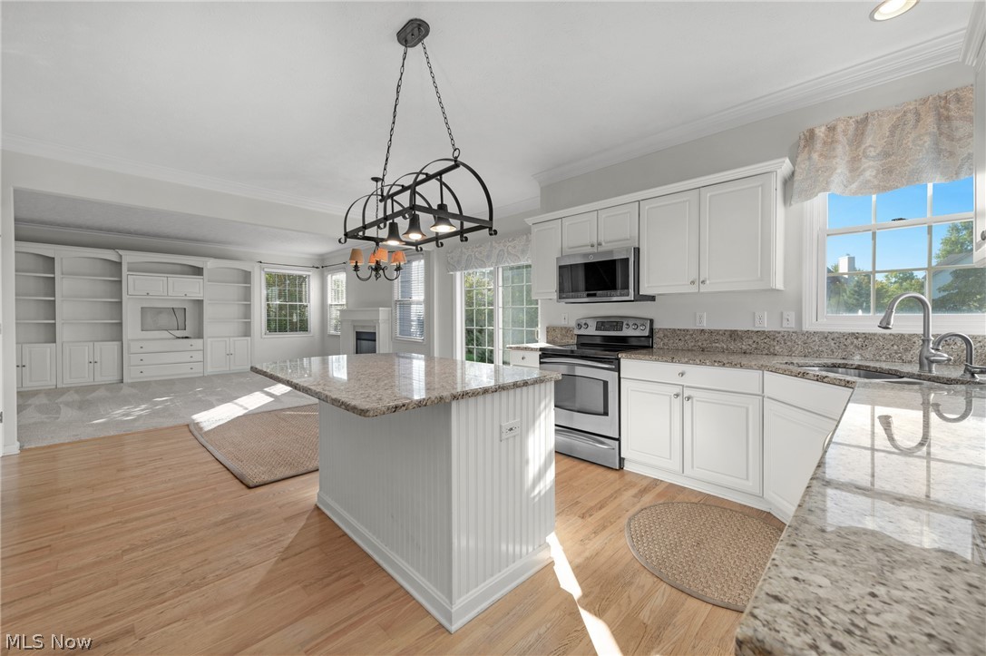 31877 Hazelwood Avon Lake OH 44012