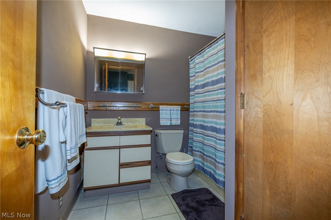 490 Mapleview Drive Seven Hills OH 44131