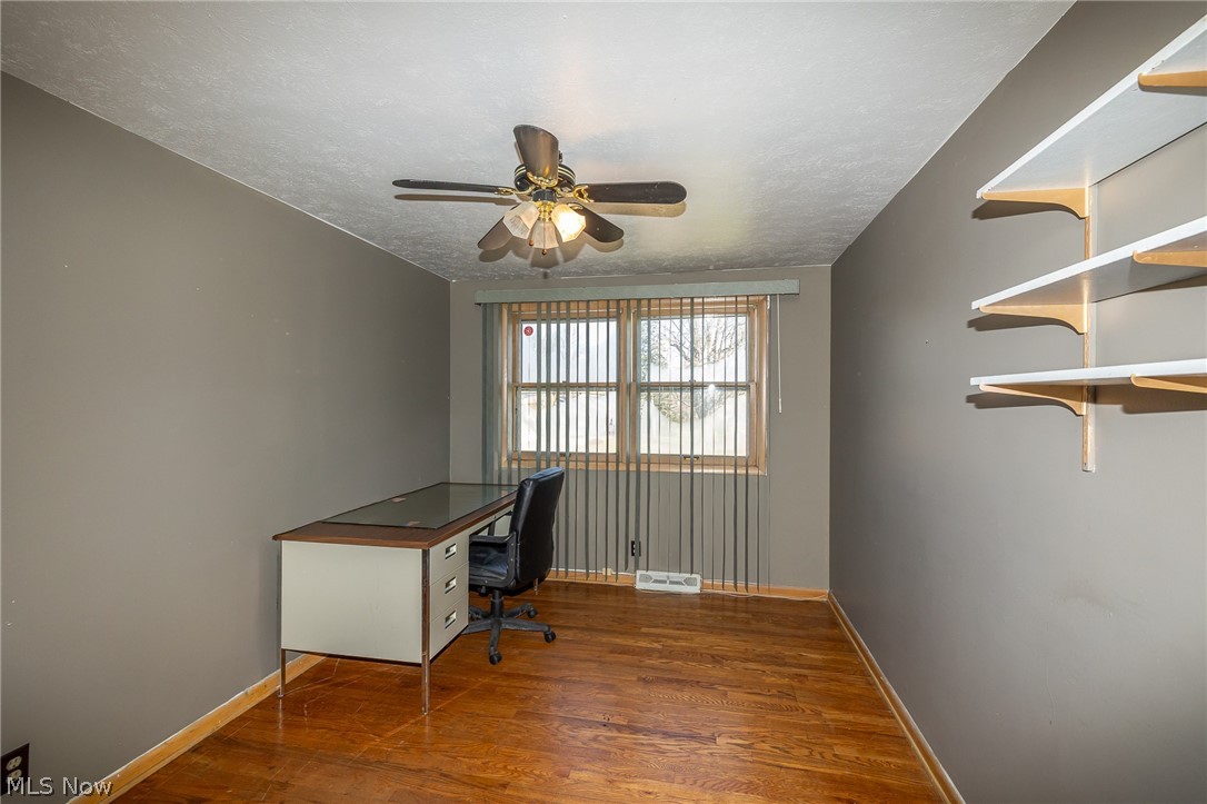 490 Mapleview Drive Seven Hills OH 44131
