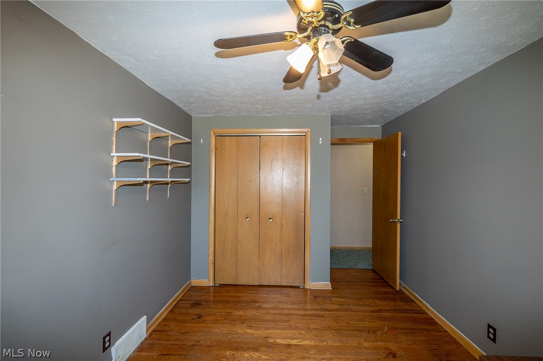 490 Mapleview Drive Seven Hills OH 44131