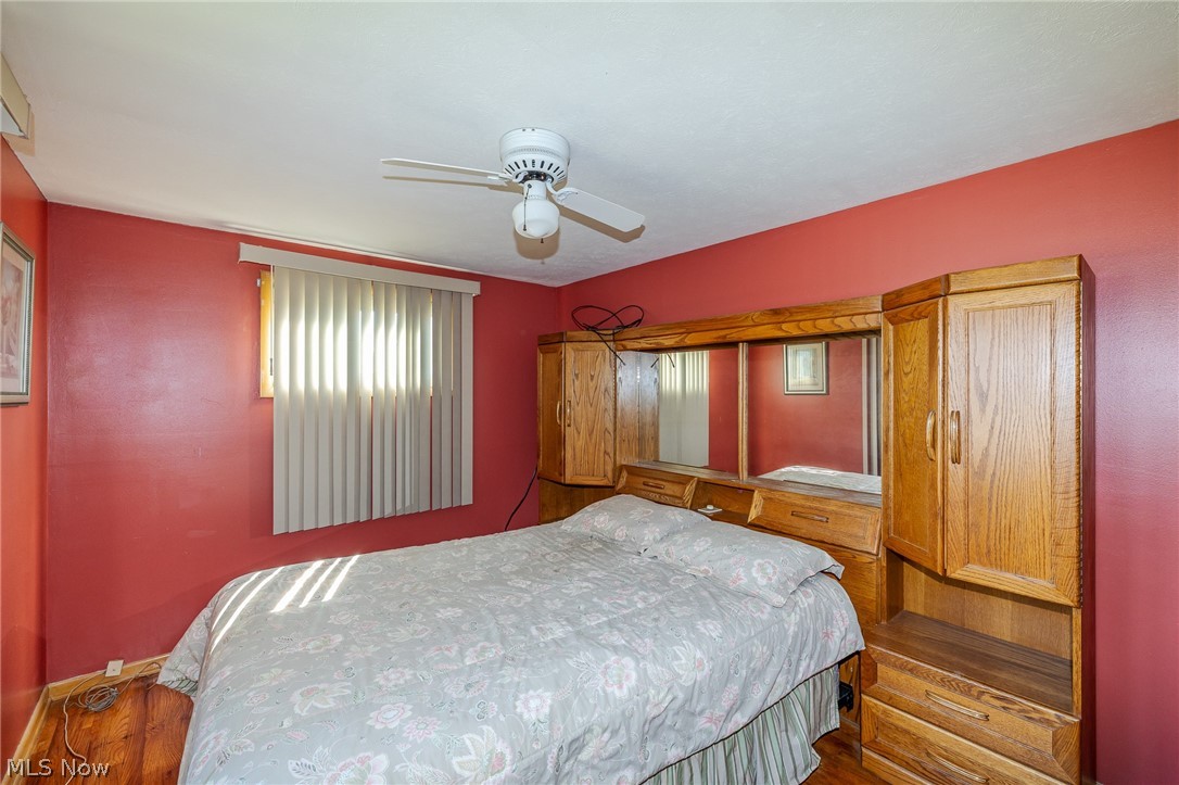 490 Mapleview Drive Seven Hills OH 44131