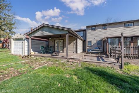 490 Mapleview Drive Seven Hills OH 44131