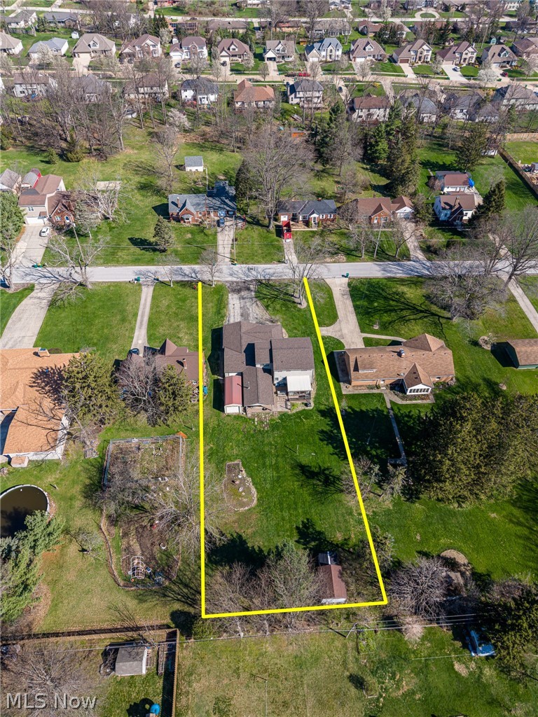 490 Mapleview Drive Seven Hills OH 44131