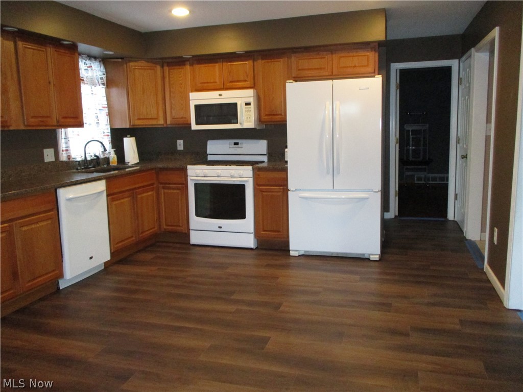 490 Mapleview Drive Seven Hills OH 44131