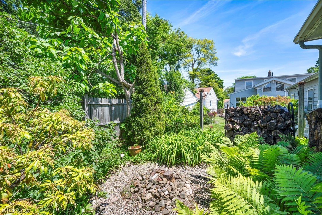 1171 Genesee Avenue Cleveland OH 44124