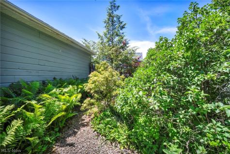1171 Genesee Avenue Cleveland OH 44124