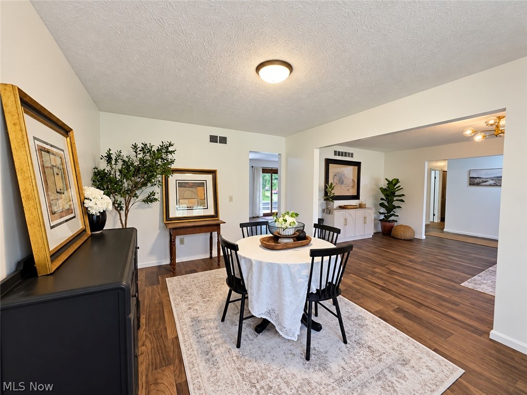 1102 E Garfield Road Aurora OH 44202