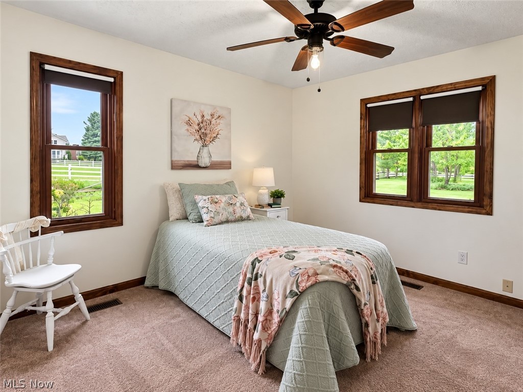 1102 E Garfield Road Aurora OH 44202