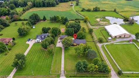 1102 E Garfield Road Aurora OH 44202