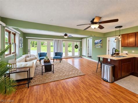 1102 E Garfield Road Aurora OH 44202