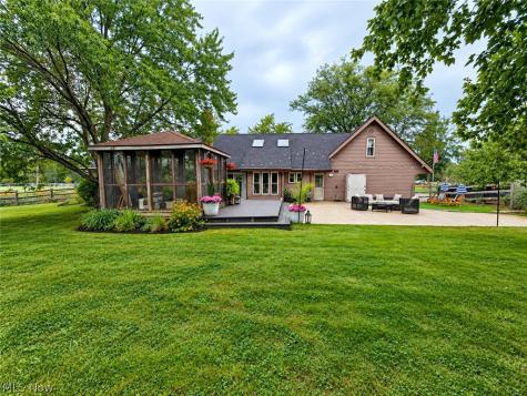 1102 E Garfield Road Aurora OH 44202