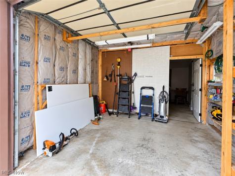 1102 E Garfield Road Aurora OH 44202