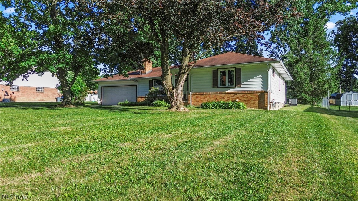 5635 Yorktown Lane Austintown OH 44515
