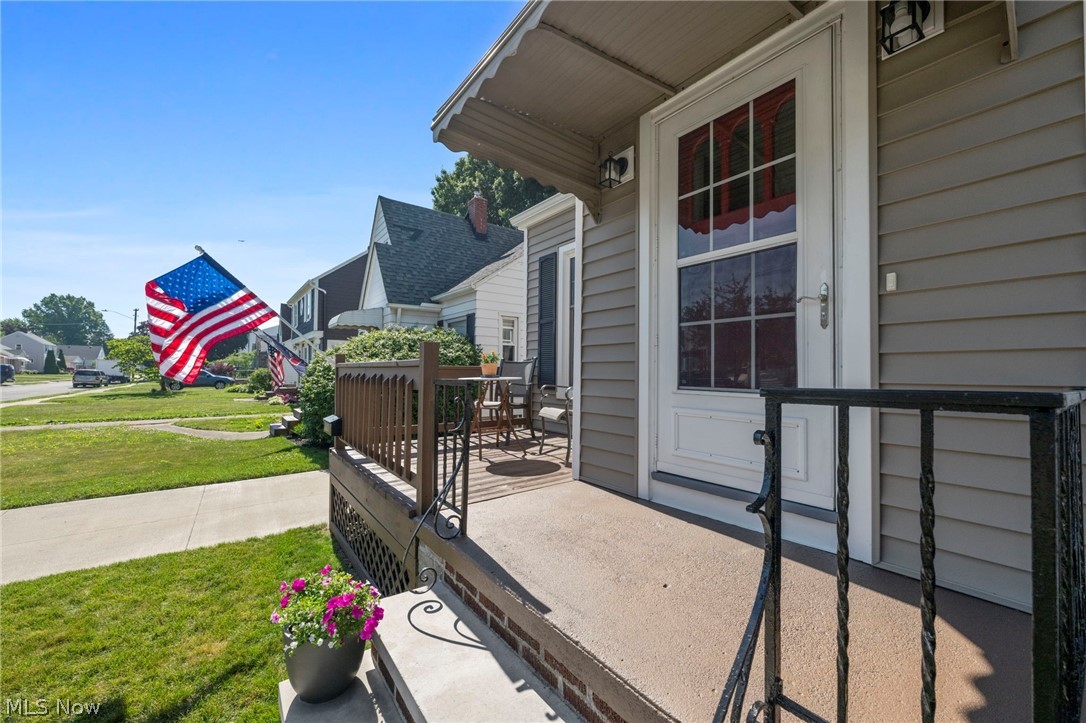 14325 Birchwood Avenue Cleveland OH 44111