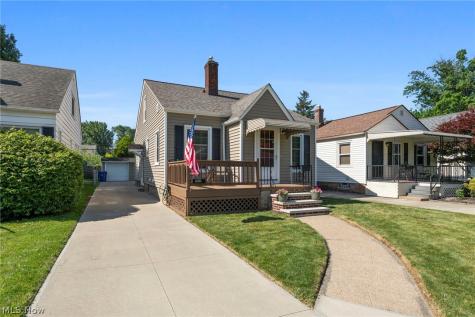 14325 Birchwood Avenue Cleveland OH 44111