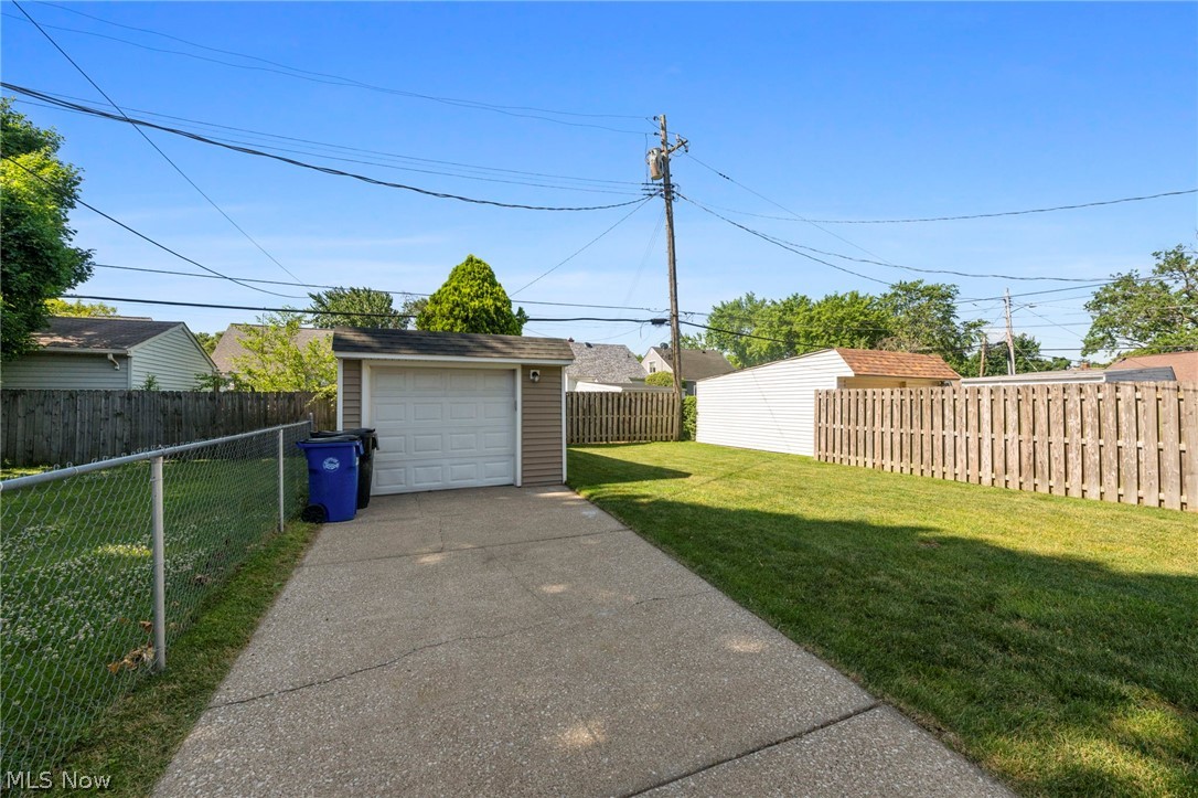 14325 Birchwood Avenue Cleveland OH 44111