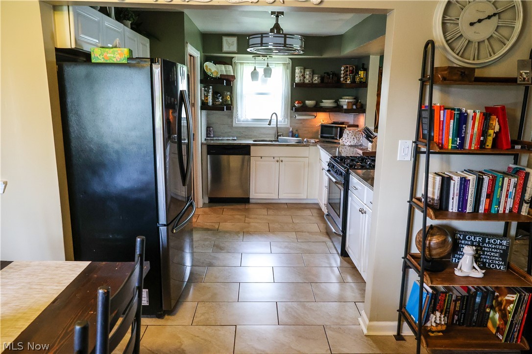 7580 Hoertz Road Parma OH 44134
