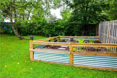 7580 Hoertz Road Parma OH 44134