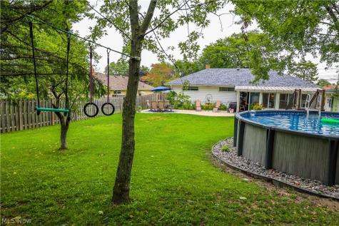 7580 Hoertz Road Parma OH 44134